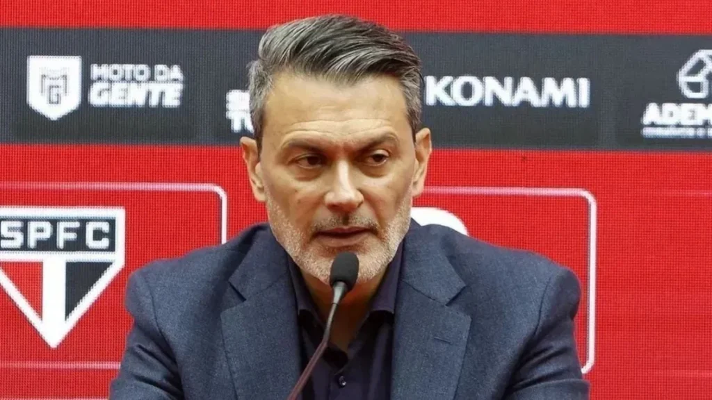São Paulo enfrenta gasto milionário com demissão de Rui Costa São Paulo enfrenta gasto milionário com demissão de Rui Costa