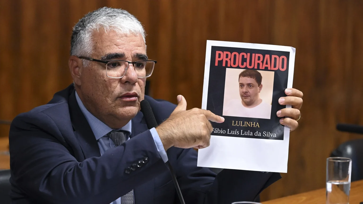 PF Investiga Lulinha em Caso de Corrupção e Crise Diplomática com Paraguai